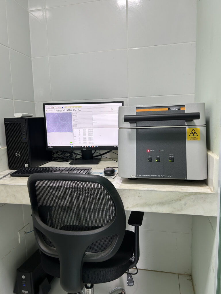 laboratório de controle de qualidade em zincagem
